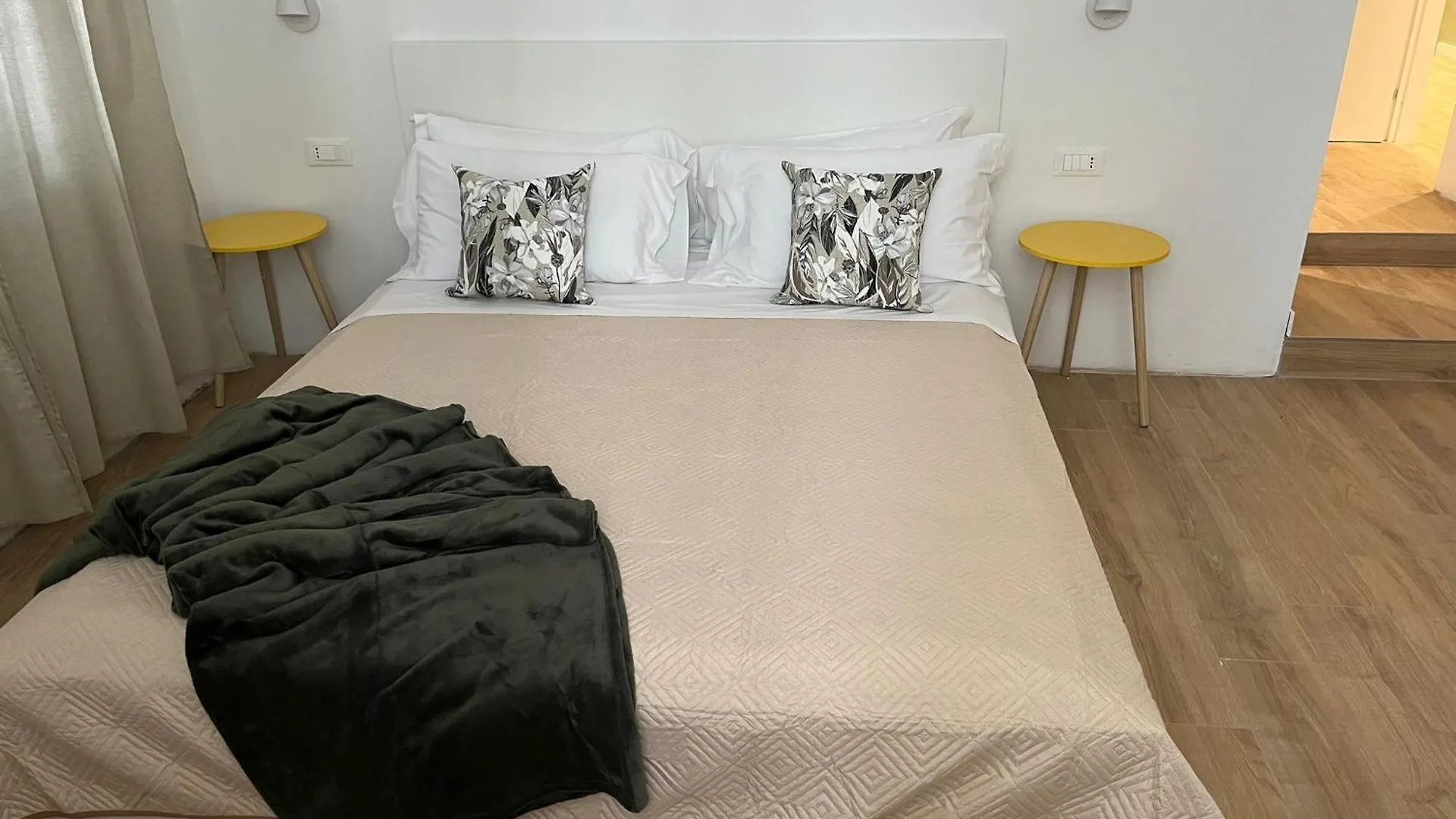 20 Settembre Rooms La Spezia 0*,  Italy